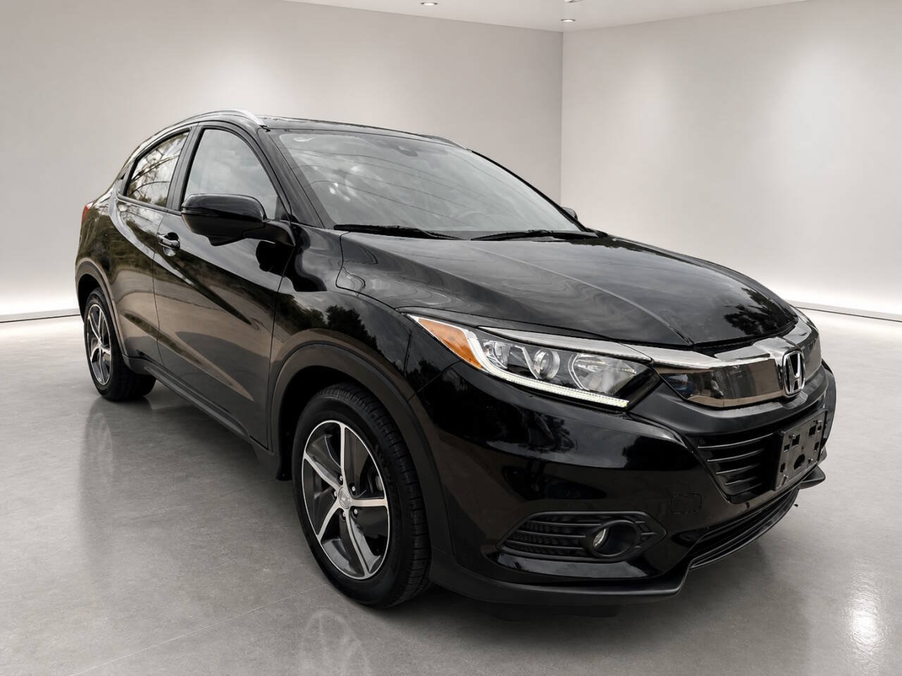 Used 2021 Honda HR-V EX image 1