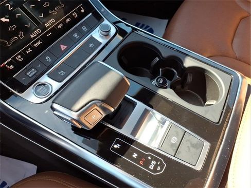 Used 2023 Audi Q7 2.0T Premium Plus w/ Premium Plus Package image 20