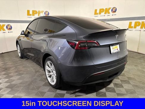 Used 2023 Tesla Model Y Long Range AWD/4WD image 5