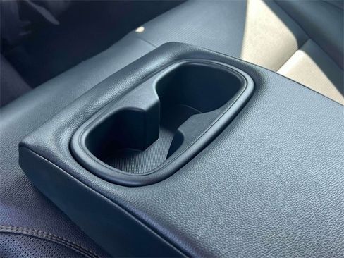 Used 2025 Toyota Camry XLE image 18