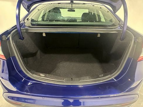 Used 2016 Ford Fusion SE FWD image 5
