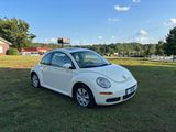 Used 2009 Volkswagen Beetle S image 3