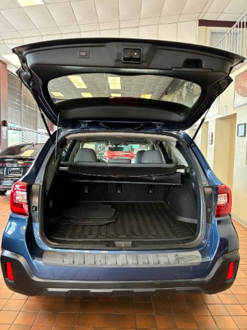 Used 2019 Subaru Outback 2.5i Limited AWD/4WD image 13