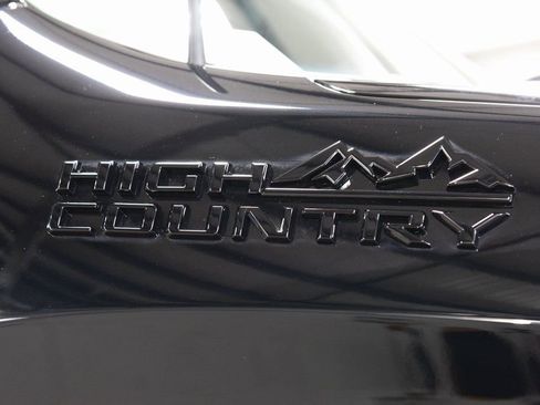 Used 2025 Chevrolet Silverado 1500 High Country w/ Midnight Edition image 16