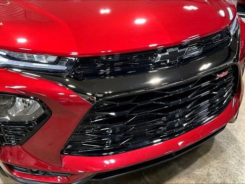 Used 2023 Chevrolet TrailBlazer RS w/ Convenience Package FWD image 30