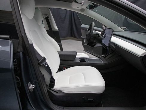 Used 2023 Tesla Model 3 Performance image 16