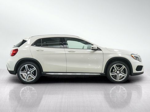 Used 2015 Mercedes-Benz GLA 250 4MATIC image 6