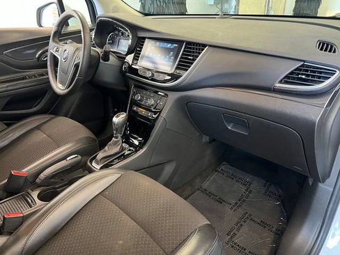 Used 2021 Buick Encore Preferred w/ Safety Package II AWD/4WD image 44