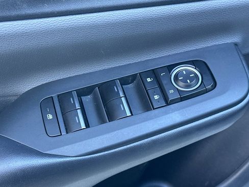 Used 2023 Toyota Prius XLE image 14