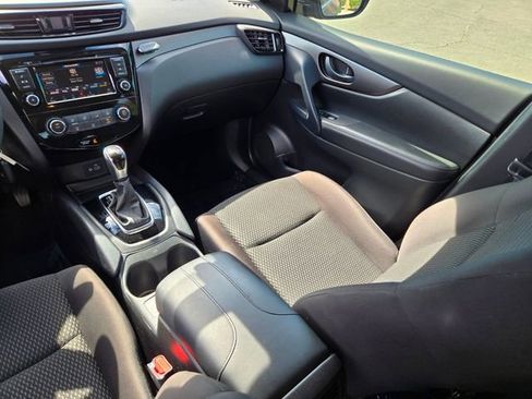 Used 2022 Nissan Rogue Sport S AWD/4WD image 17