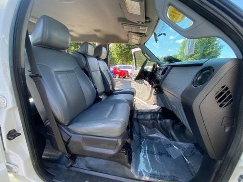 Used 2015 Ford F550 2WD Crew Cab Super Duty image 20
