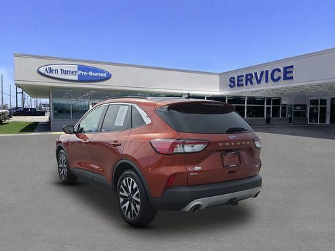 Used 2020 Ford Escape SEL AWD/4WD image 6