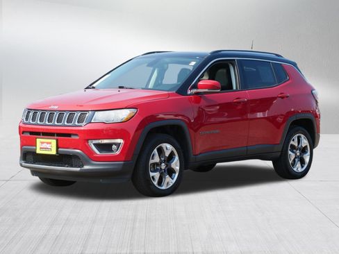 Used 2018 Jeep Compass Limited AWD/4WD image 3