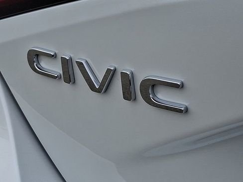 Used 2025 Honda Civic Sport image 29