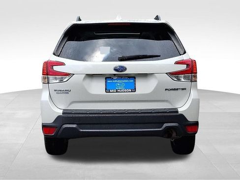 Used 2023 Subaru Forester Premium AWD/4WD image 5
