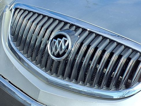 Used 2011 Buick Enclave CXL w/ LPO, Cargo Convenience Pkg image 33