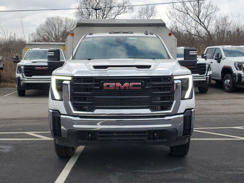 New 2025 GMC Sierra 3500 Pro w/ Convenience Package image 2