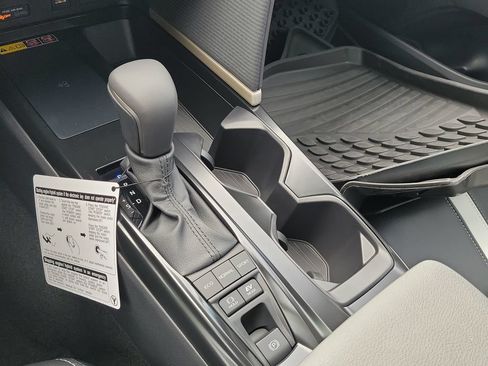 New 2026 Toyota Camry SE FWD image 18