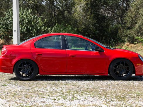 Used 2003 Dodge Neon image 13