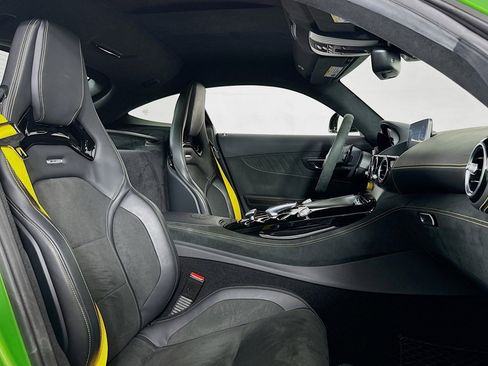 Used 2018 Mercedes-Benz AMG GT R image 6
