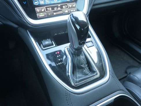 Used 2023 Subaru Outback Touring image 17