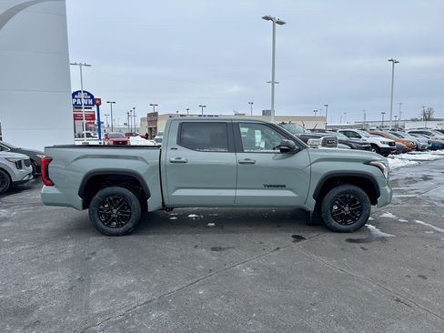 New 2026 Toyota Tundra SR5 image 3