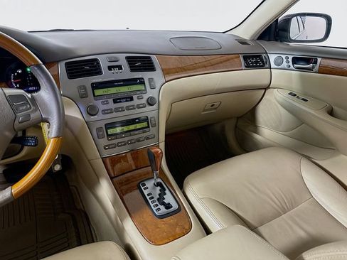 Used 2005 Lexus ES 330 FWD image 24