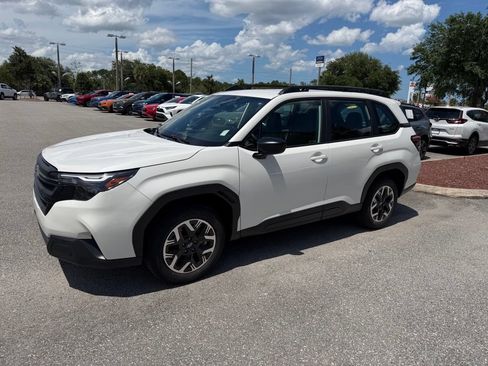 Used 2026 Subaru Forester AWD/4WD image 11