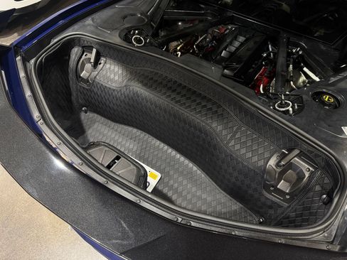 Used 2025 Chevrolet Corvette Stingray Preferred Cpe w/ Z51 Performance Package RWD image 37