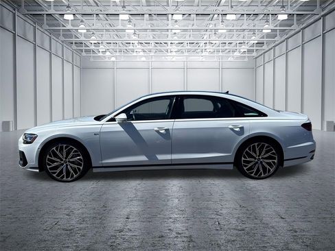 Used 2024 Audi A8 L 3.0T w/ Comfort Plus Package image 4