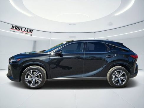 Used 2025 Lexus RX 350 Premium w/ Accessory Package (Z1) image 6