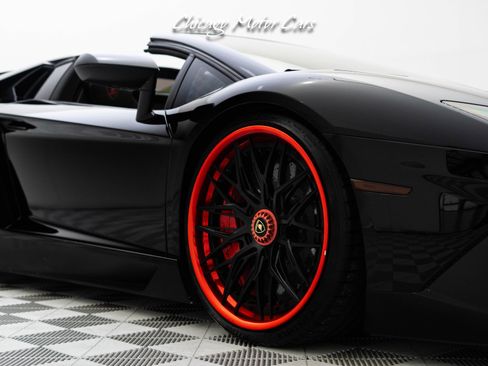 Used 2017 Lamborghini Aventador LP 750-4 Superveloce image 7