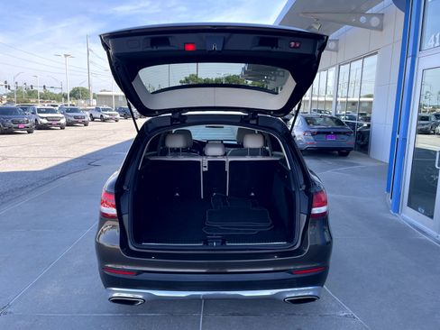 Used 2016 Mercedes-Benz GLC 300 image 9