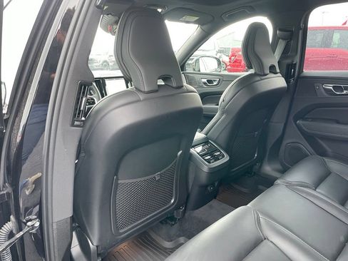 Used 2024 Volvo XC60 B5 Ultimate w/ Protection Package Premier AWD/4WD image 45