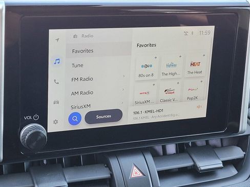 Used 2025 Toyota RAV4 XLE image 13