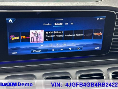 Used 2024 Mercedes-Benz GLE 450e 4MATIC image 36