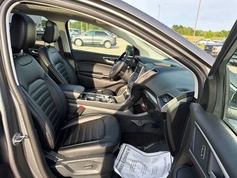 Used 2024 Ford Edge SEL w/ Convenience Package AWD/4WD image 30