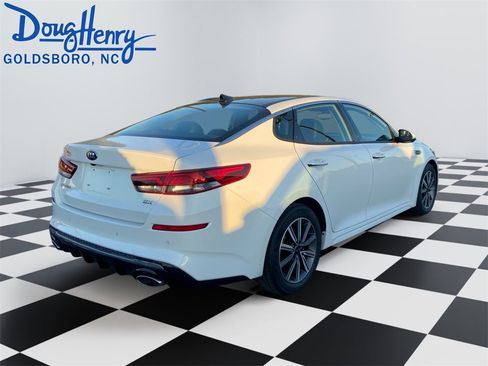 Used 2020 Kia Optima Premium image 5