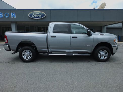 Used 2024 RAM 2500 Big Horn w/ Bed Utility Group AWD/4WD image 2