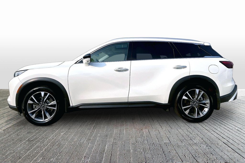Certified 2024 INFINITI QX60 Luxe w/ Vision Package AWD/4WD image 4