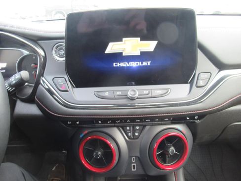 Certified 2023 Chevrolet Blazer RS w/ Driver Confidence II Package image 12