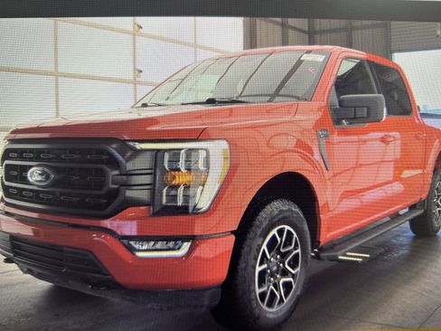 Certified 2023 Ford F150 Lariat image 12