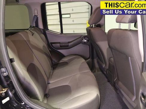 Used 2012 Nissan Xterra X image 17