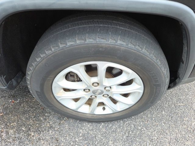 Used 2016 Jeep Grand Cherokee Laredo w/ Quick Order Package 23E RWD image 31