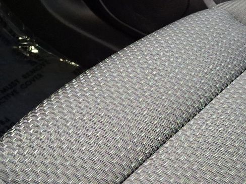 Certified 2023 GMC Acadia SLE w/ Driver Convenience Package image 25