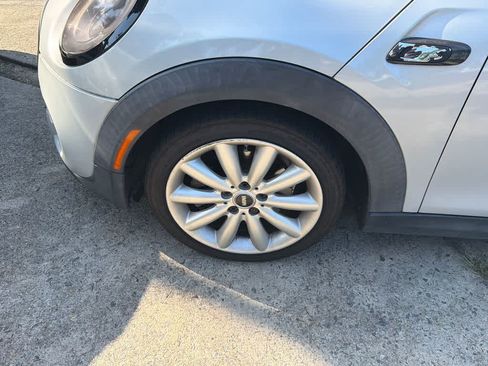 Used 2017 MINI Cooper S FWD image 9