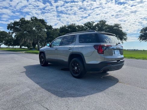 Used 2023 GMC Acadia AT4 image 3