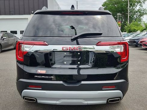 Used 2023 GMC Acadia SLE w/ Driver Convenience Package FWD image 5
