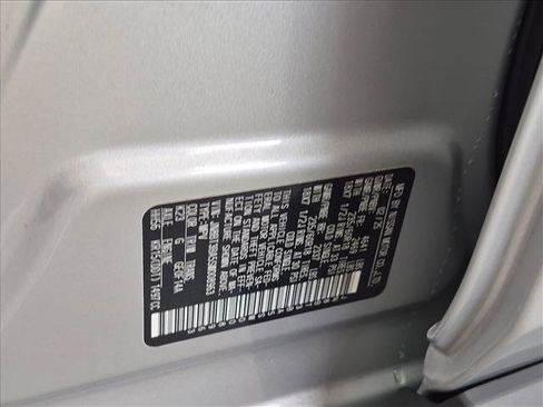 Used 2025 Nissan Rogue SV w/ SV Premium Package FWD image 20