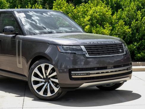 New 2026 Land Rover Range Rover SE AWD/4WD image 9